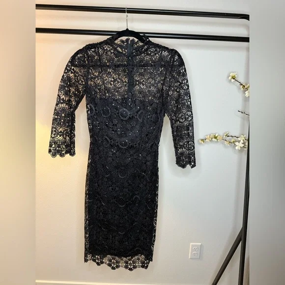 Paper Dolls High Neck Lace Midi Dress | Black | US 2 - Picture 1 of 2
